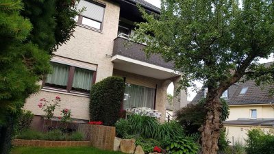 Parkähnliche Top-Lage im Grünen und doch schnell in der City - äußerst gepflegte DHH in Spandau