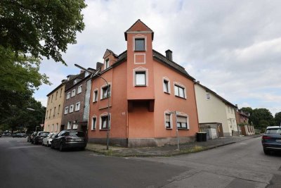 Dreifamilienhaus mit Doppelgarage in Wanne
