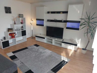 Helle 3-Zimmer Wohnung voll möbliert und ausgestattet