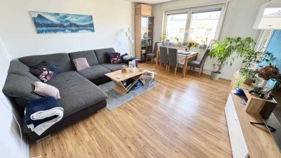 Schöne 3 ZW mit tgl.Bad und Balkon!