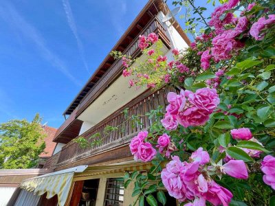 GERÄUMIGE DOPPELHAUSHÄLFTE MIT 2 BALKONEN UND GARTEN IN SCHWABHAUSEN