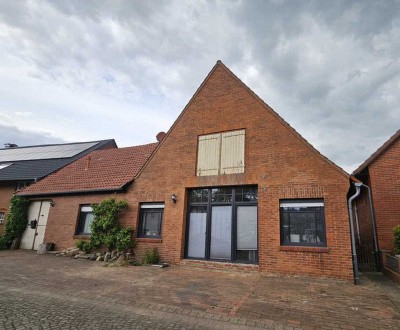 Mitten im Ort - Bauernhaus für Individualisten in Pet.-Windheim