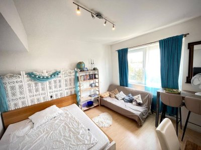 Provisionsfrei: Zentrale Garconniere in Bestlage - helles Raumwunder mit Aussicht direkt im Zentrum