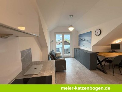 1,5-Zimmer-Dachgeschosswohnung mit Küche und Balkon in ruhiger Lage