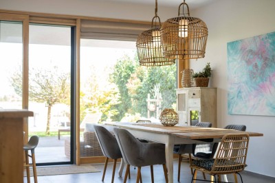 Moderne Villa am See in Kittsee – Privatsphäre, Stil und Noblesse