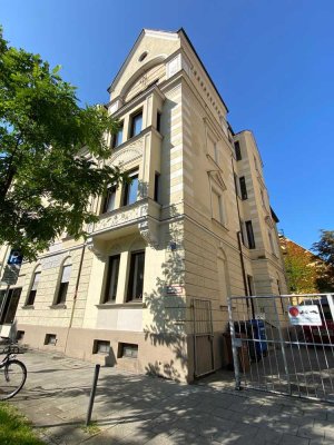 Exklusive kernsanierte Altbauwohnung mit Loggia im Gewölbe – 5 Zimmer voller Charme