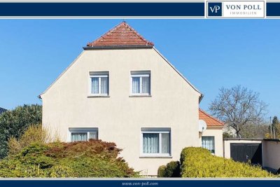 Gepflegtes Refugium mit  großzügigem Garten