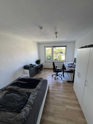 1-Zimmer-Wohnung (40 m²) in stadtnaher Lage am Rosenplatz – ab 01.08. frei