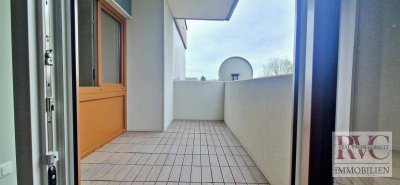 Sehr zentrale, modernisierte 2-Zimmer-Wohnung mit Balkon und Tiefgaragenplatz in Parsch!