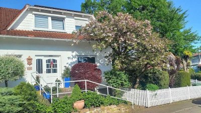 Privatverkauf, ohne Makler - Architektonisch innovativ gestaltetes  Einfamilienhaus in Ettlingen