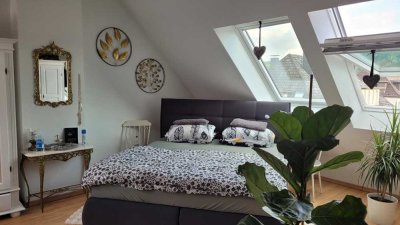 Ansprechende 2-Zimmer-Maisonette-Wohnung mit Balkon und EBK in Iserlohn