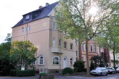 Helle 4-Zimmer-Altbauwohnung mit Balkon in zentraler Lage von Limburg