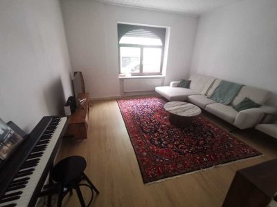4-Zimmer Wohnung mit Balkon in Mannheim-Neckarau