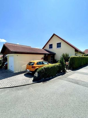 Charmantes Einfamilienhaus mit sonniger Terrasse und Blick ins Grüne in toller Lage von Freital!