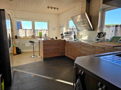 Gepflegt und modernisiert! Großzügiges Haus mit geringem Energieverbrauch