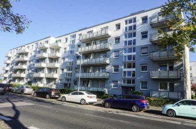 Großzügig geschnittene 4 Zimmerwohnung mit 2 Balkonen in Mannheim zu vermieten, WE 75