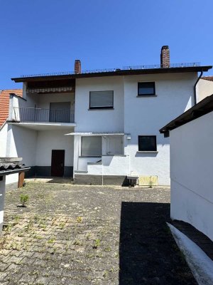 Ein-/ Zwei- Familienhaus in Sandhausen zu verkaufen
