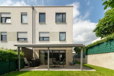 Exklusives Reiheneckhaus in moderner Architektur – stilvoll, effizient, familienfreundlich
