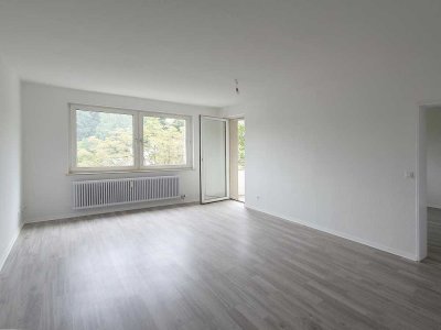 Ab 01.01.2026 - Seniorengerecht! Neu renovierte Wohnung mit Balkon *Hagen-Emst*