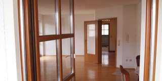 Helle 3-Zimmer-Wohnung mit gehobener Innenausstattung in schöner Randlage von Hengersberg