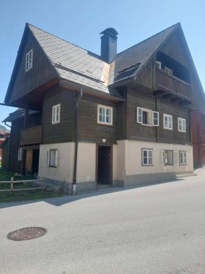 Mehrparteienhaus ausbaufähig