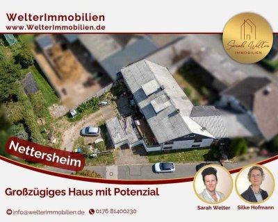 Handwerker aufgepasst! Großes Wohnhaus mit Scheune, Garagen und großem Grundstück