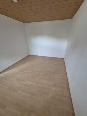 Freundliche und gepflegte 3-Raum-EG-Wohnung in Fischbach