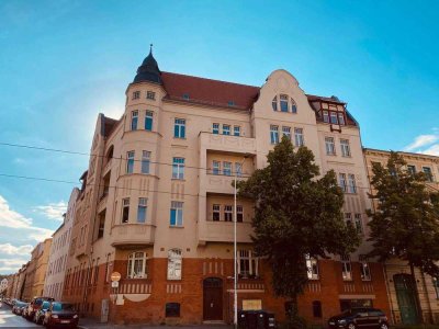 //Exklusive 2-Zimmerwohnung++Balkon++Parkett++Top-Lage//