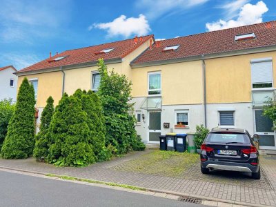Attraktives Reihenhaus, Garten, KFZ Stellplatz