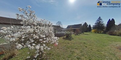 Schönes Stadthaus mit riesigem Garten in Jennersdorf