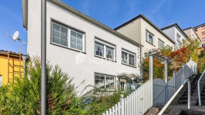 Charmantes Reihenhaus mit sonnigem Grundstück und Wohlfühlcharakter in Lorch