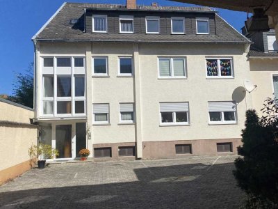 Freundliche, ruhige 3,5 ZW im Rheingau - ohne Balkon, aber mit Gartenmitbenutzung