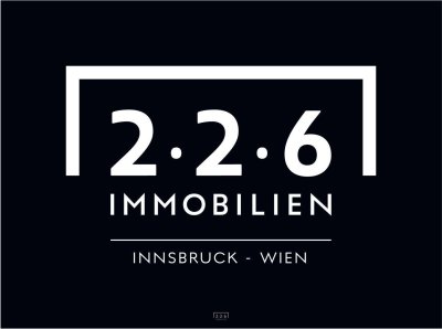 226 Immobilien: Stilvolles Wohnen in einer imposanten Villa