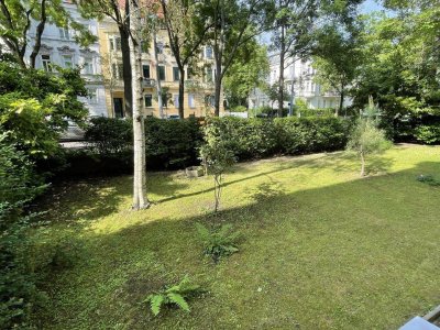 Sanierungsbedürftige Gartenwohnung mit großem Potenzial in Toplage