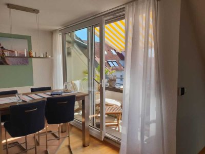 Schöne 3-Zimmer-Maisonette-Wohnung mit Balkon und EBK in Griesheim