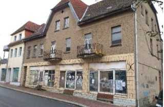 Investitionschance: Wohn- und Geschäftshaus in zentraler Lage von Penzlin