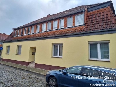 Kleine 2 Raum-Dachgeschoßwohnung
