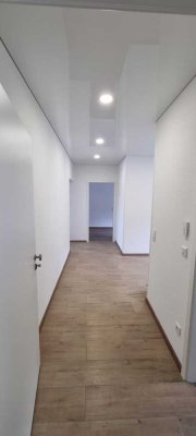 Schöne 2-Zimmer-Whg, Erstbezug nach Sanierung