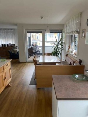 Schöne, neuwertige 3-Zimmer-ETW 
im Zentrum von Lindenberg