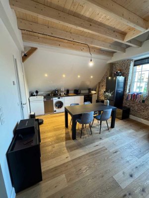 +++  CHARMANTES APARTMENT MIT KÜCHE UND TERRASSE IN ZENTRALER LAGE +++