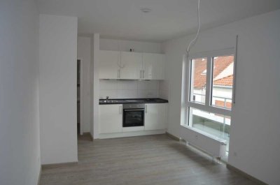 direkte UNI-Lage, neuwertige 1-Zimmer-Penthouse-Wohnung mit EBK in Braunschweig