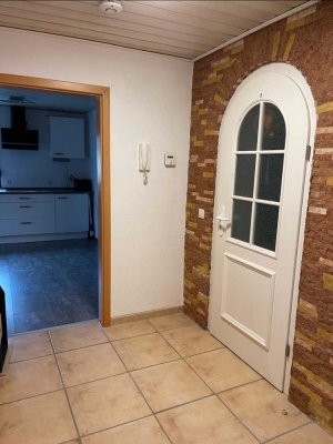 Helle 2,5-Zimmer Wohnung mit Garage in Albisheim