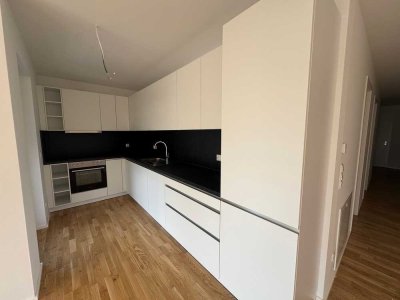 Helle, moderne 3-Zimmer-Wohnung mit Loggia