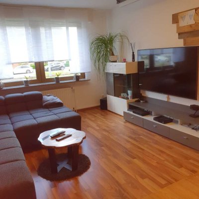 Schöne und modernisierte 3-Zimmer-Erdgeschosswohnung mit geh. Innenausstattung mit Balkon in Essen