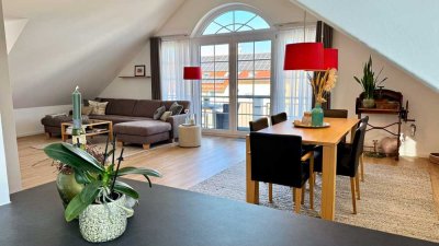 Elegante Wohnung mit Penthouse-Charakter, Lift, EBK, u.v.m., Provisionsfrei