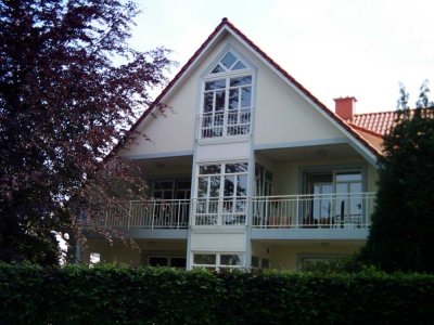 SCHICKE Single Wohnung ab 01.08.2025 frei !