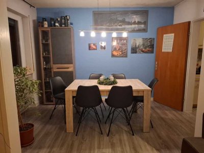 3 bis 4-Zimmer-Wohnung mit Balkon in Königsbach