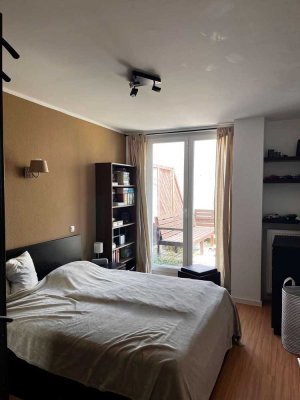 Helle, geräumige 2 Zimmer-Wohnung mit EBK im Frankenberger Viertel