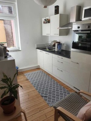 Kernsanierte Altbauwohnung mit Tageslichtbad und EBK in der Neckarstadt!