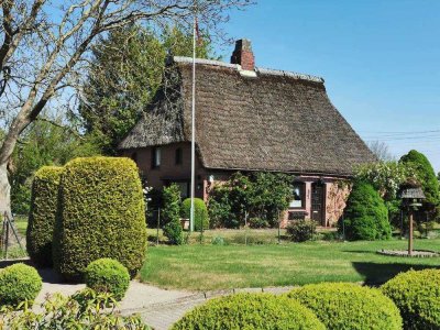 Reetdachhaus mit historischem Charme in Krempermoor